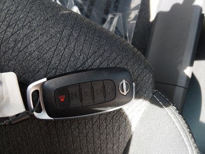 2025 Nissan Rogue - Photo 15