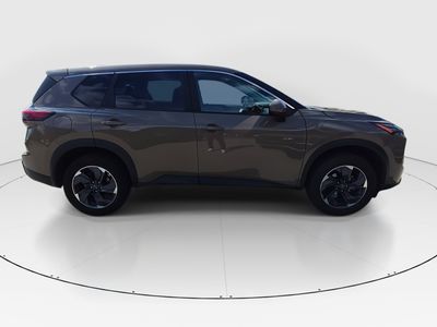 2025 Nissan Rogue - Photo 8