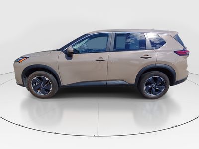 2025 Nissan Rogue - Photo 4