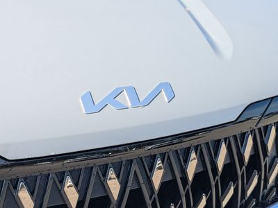 2026 Kia Carnival — photo 11 view
