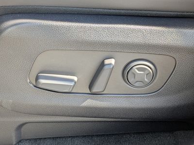 2026 Kia Carnival — photo 40 view