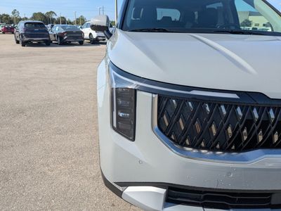 2026 Kia Carnival — photo 12 view