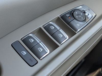 2026 Kia Carnival — photo 45 view