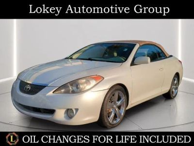 2006 Toyota Camry Solara SLE in Arctic Frost Pearl — front three-quarter view