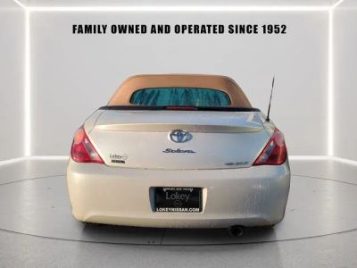 2006 Toyota Camry Solara — detail view