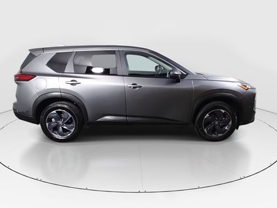 2025 Nissan Rogue — photo 8 view