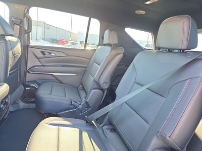 2026 Chevrolet Traverse — photo 11 view
