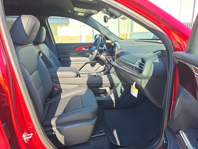 2026 Chevrolet Traverse — photo 10 view