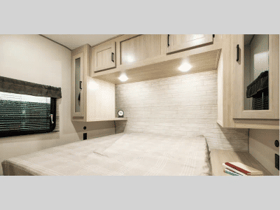 2027 Coachmen RV Catalina Legacy — detail view