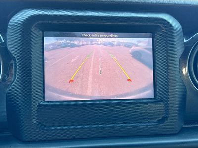 2020 Jeep Wrangler — photo 30 view