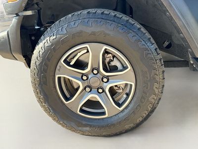 2020 Jeep Wrangler — photo 39 view