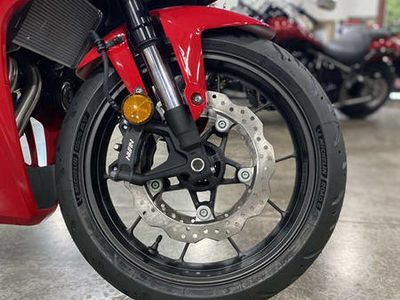 2025 Honda CBR500R — photo 11 view
