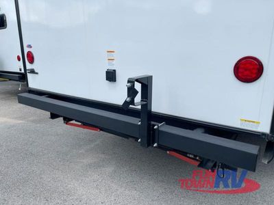 2025 Dutchmen RV Kodiak Ultimate - Photo 10