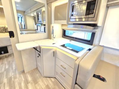 2026 Thor Motor Coach VEGAS - Photo 8