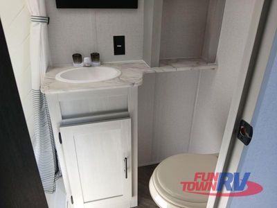 2022 Forest River RV Salem FSX — photo 26 view