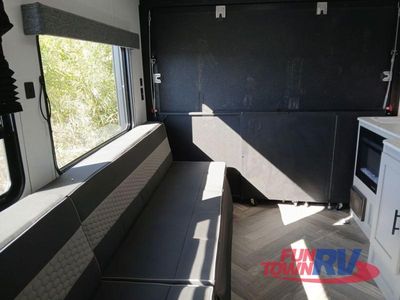 2022 Forest River RV Salem FSX — photo 22 view