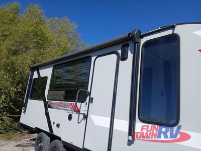 2022 Forest River RV Salem FSX — photo 9 view