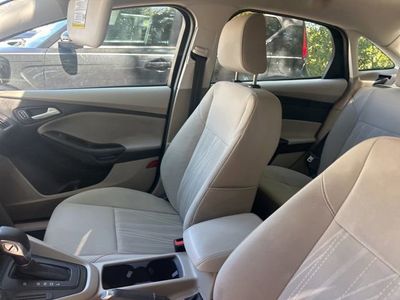 2018 Ford Focus — photo 13 view