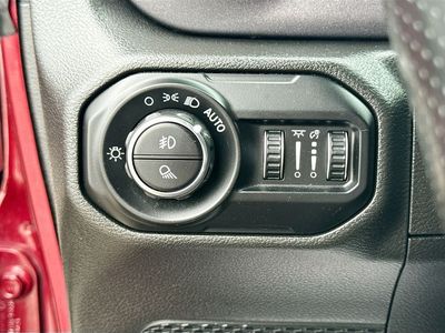 2022 Jeep Gladiator — photo 33 view