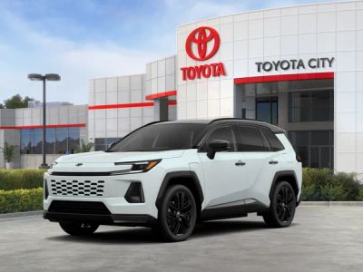 2026 Toyota RAV4 Plug-in Hybrid XSE in Wind Chill Pearl With Midnight Black Metallic Roof [Extra_Cost_Color] — front three-quarter view