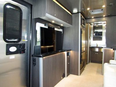 2022 Airstream ATLAS - Photo 12