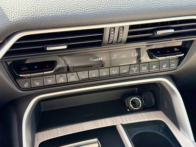 2026 Mazda CX-90 — photo 36 view