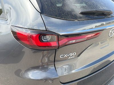 2026 Mazda CX-90 — photo 10 view