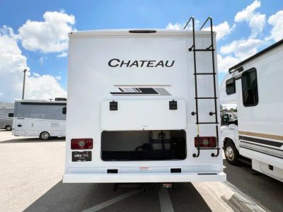 2027 Thor Motor Coach CHATEAU — photo 25 view