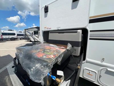 2027 Thor Motor Coach CHATEAU — photo 22 view