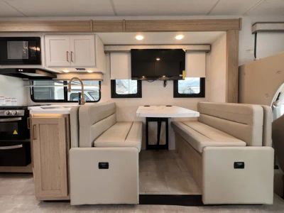 2027 Thor Motor Coach CHATEAU — photo 7 view