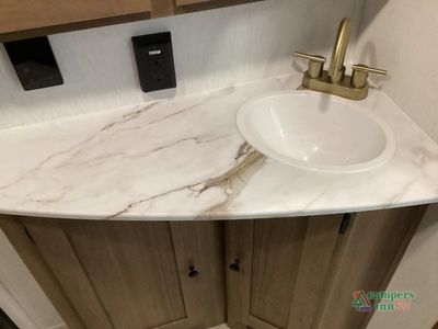 2026 Coachmen RV Apex Ultra-Lite - Photo 45