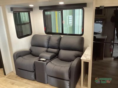 2026 Coachmen RV Apex Ultra-Lite - Photo 36