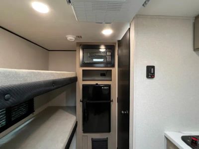 2026 Jayco PROWLER LYNX - Photo 3