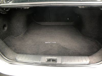 2023 Nissan Sentra SV - Photo 7