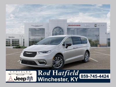 2026 Chrysler Pacifica PACIFICA SELECT AWD in Silver Mist Clear-Coat Exterior Paint — front three-quarter view