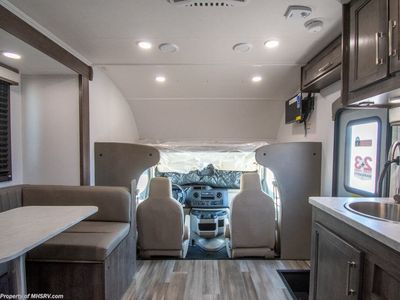 2026 Entegra Coach Odyssey SE — rear three-quarter view