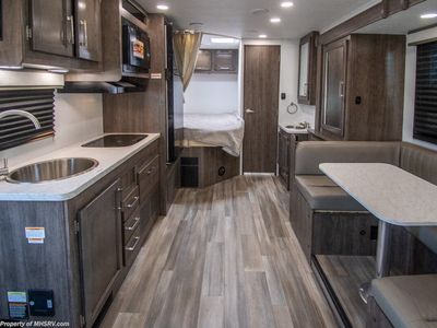 2026 Entegra Coach Odyssey SE — photo 7 view