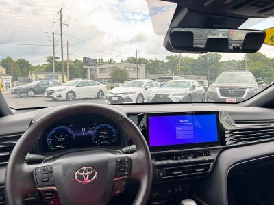 2025 Toyota Camry — side profile view