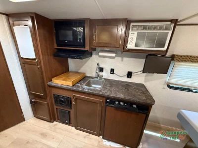 2017 Jayco Jay Flight SLX — engine compartment view