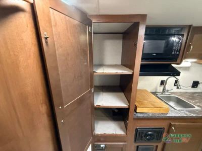 2017 Jayco Jay Flight SLX — photo 17 view