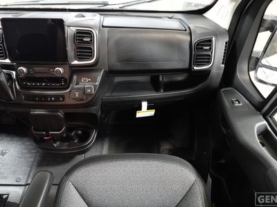 2026 Thor Motor Coach Sequence Sport — photo 10 view