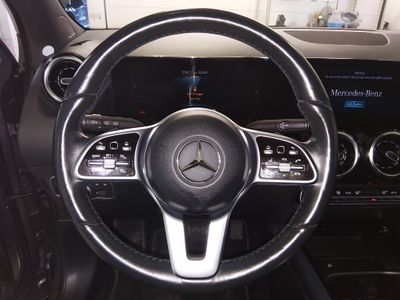 2023 Mercedes-Benz GLA — photo 12 view