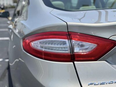2015 Ford Fusion — interior view
