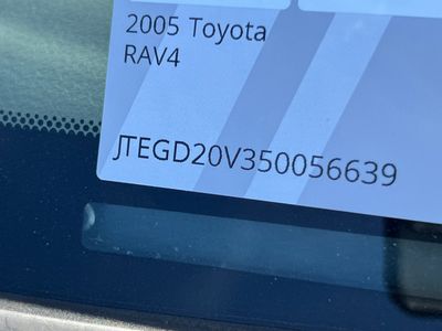 2005 Toyota RAV4 — photo 23 view