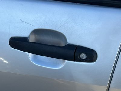 2005 Toyota RAV4 — photo 17 view