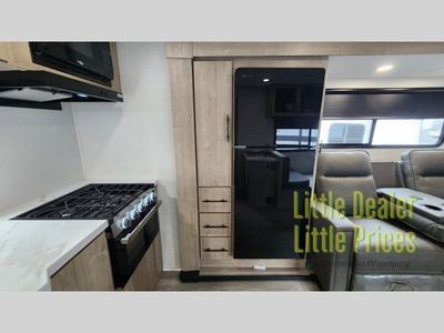 2026 Grand Design Imagine XLS - Photo 23