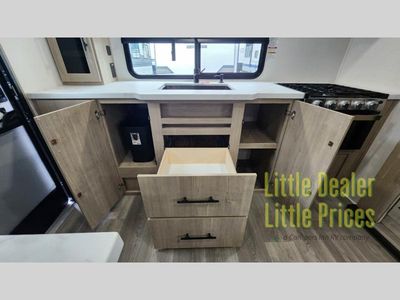 2026 Grand Design Imagine XLS - Photo 17