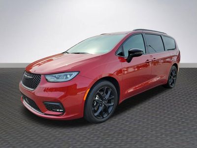 2025 Chrysler Pacifica - Photo 3