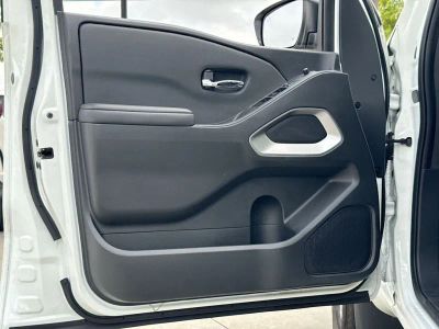 2024 Nissan Frontier - Photo 12