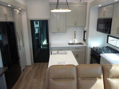 2026 Brinkley RV MODEL G - Photo 4